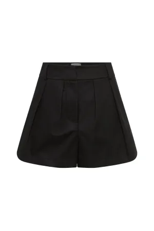 TAILORED PLEAT HIP SHORTS - BLACK