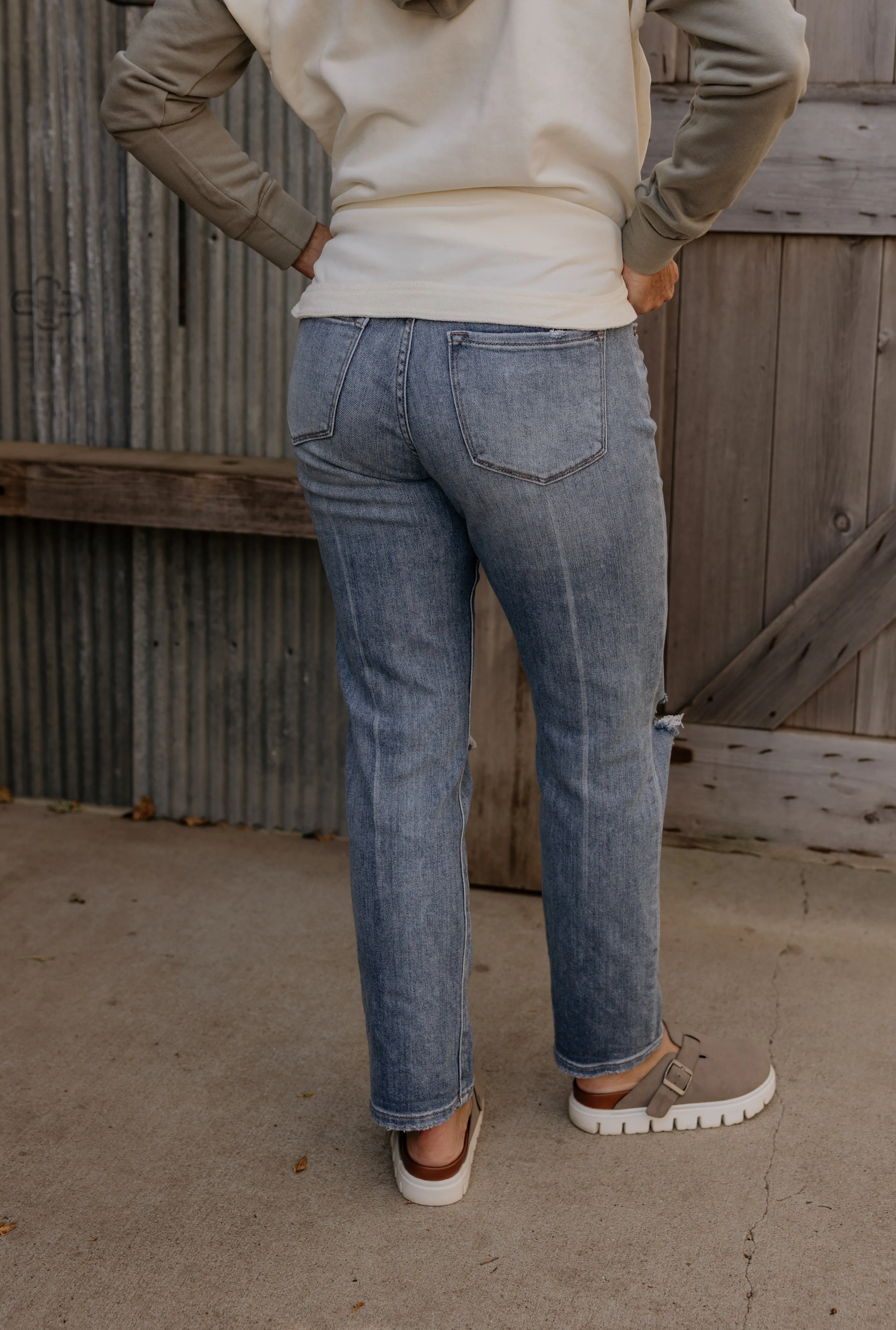 TINA HIGH RISE SLIM STRAIGHT JEAN