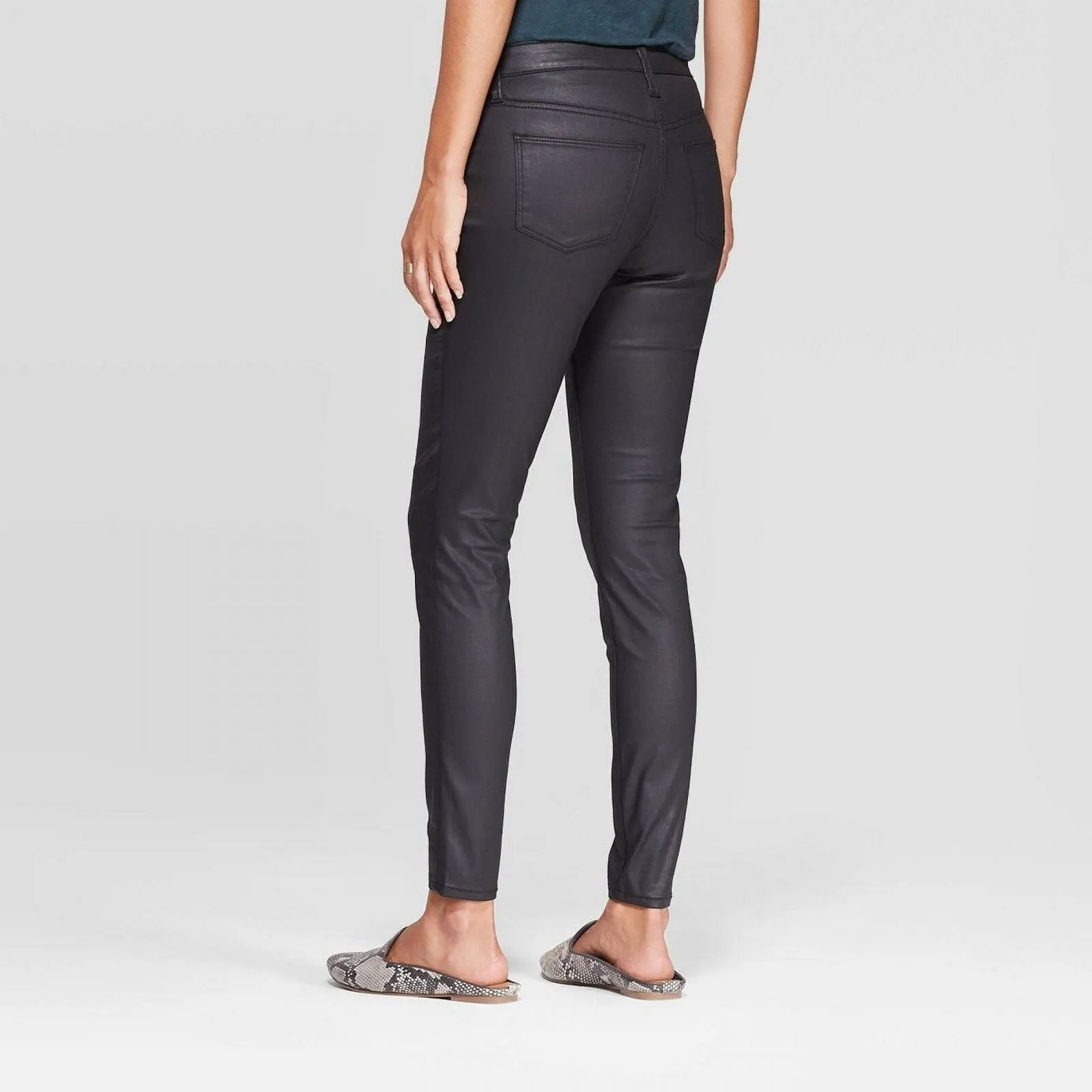 Universal Thread Women's Coated High Rise Skinny Jeans