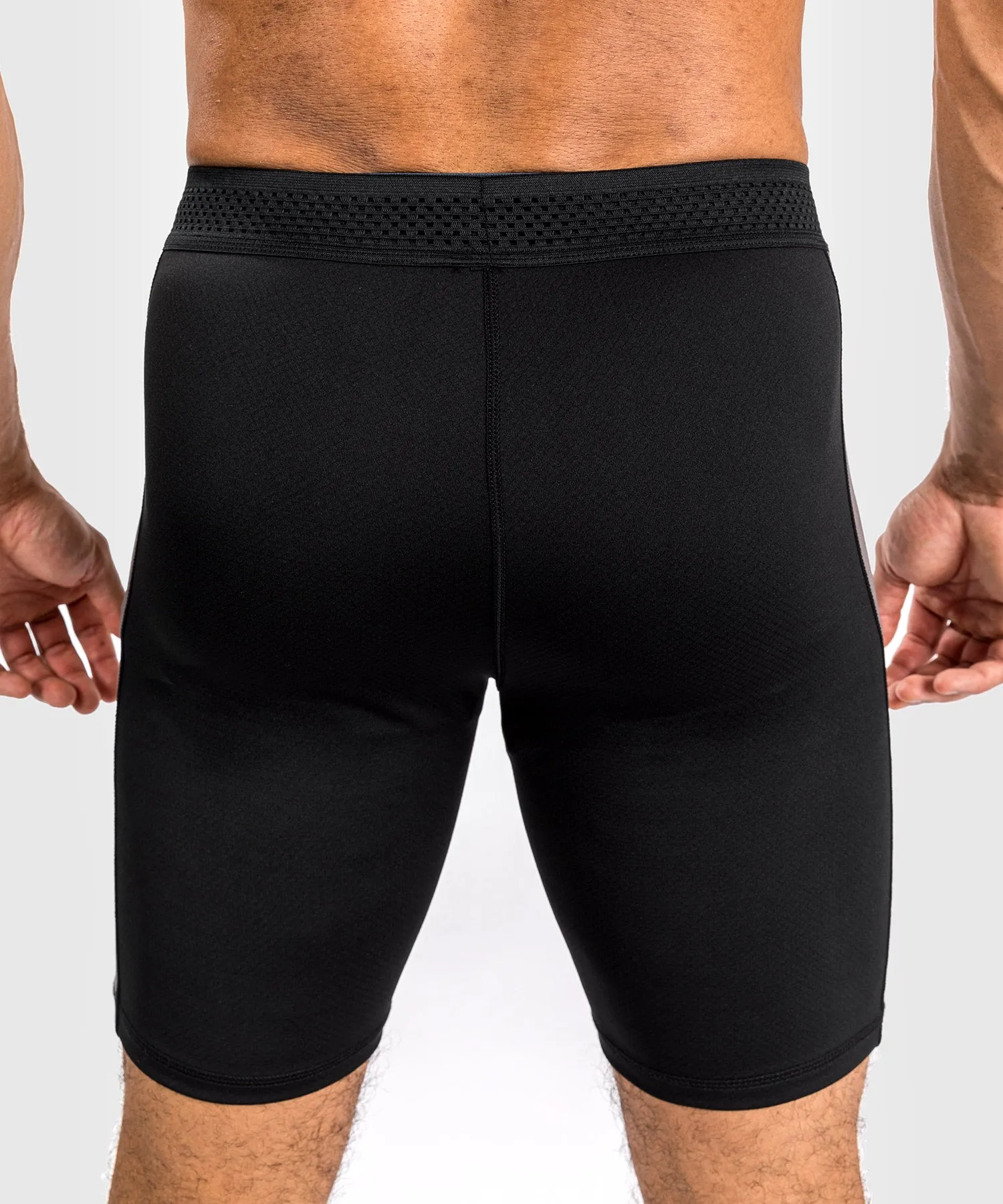 Venum Attack Heren Vale Tudo - Zwart