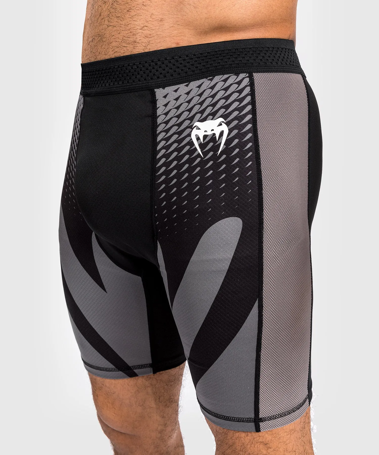 Venum Attack Heren Vale Tudo - Zwart