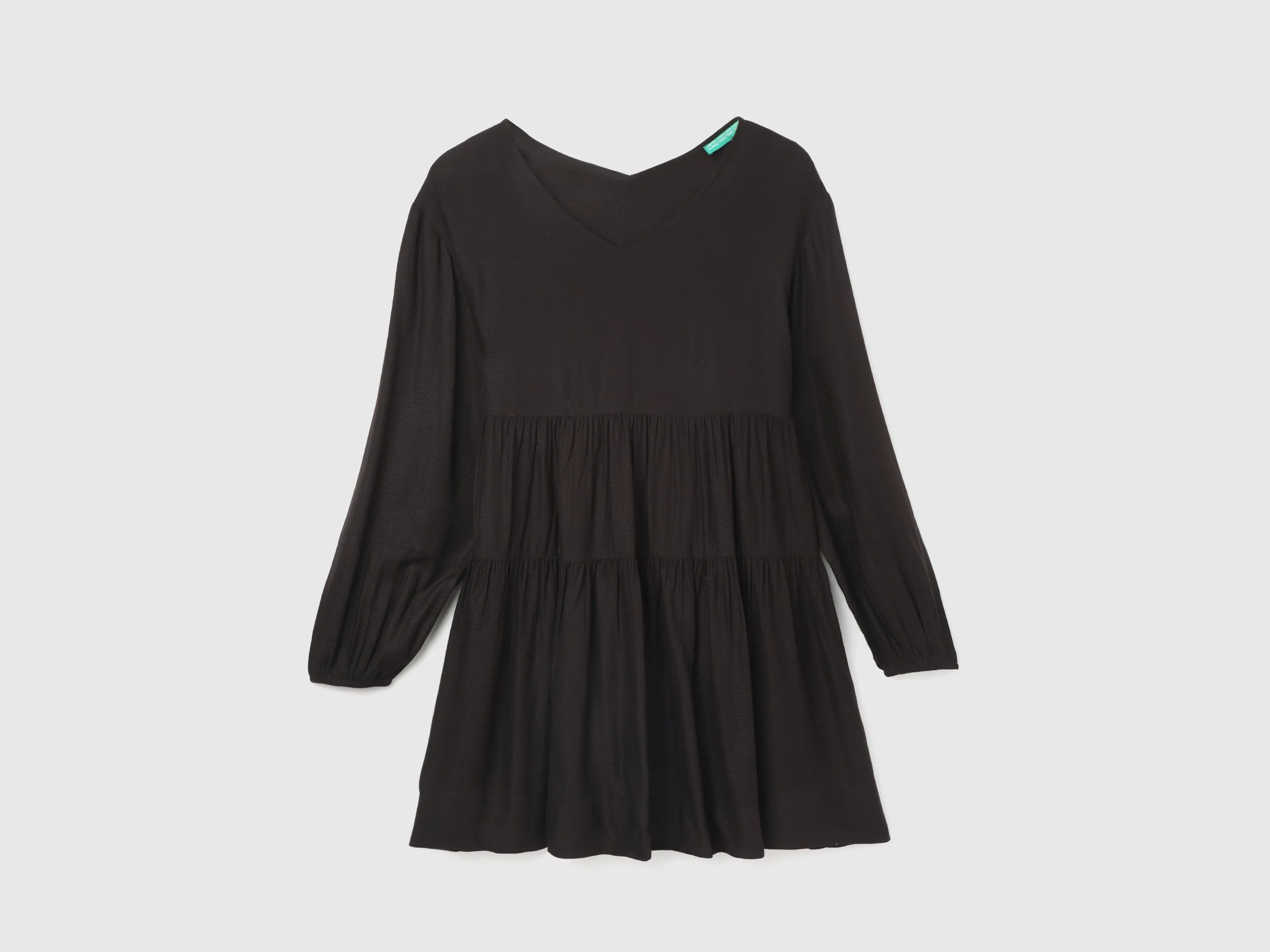 Women's Regular Fit V-Neck Solid Dresses