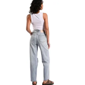 ZGY Jeans women’s 29 Indigo Raider high rise, distressed