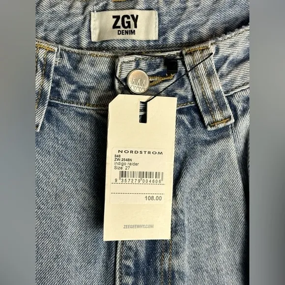 ZGY Jeans women’s 29 Indigo Raider high rise, distressed